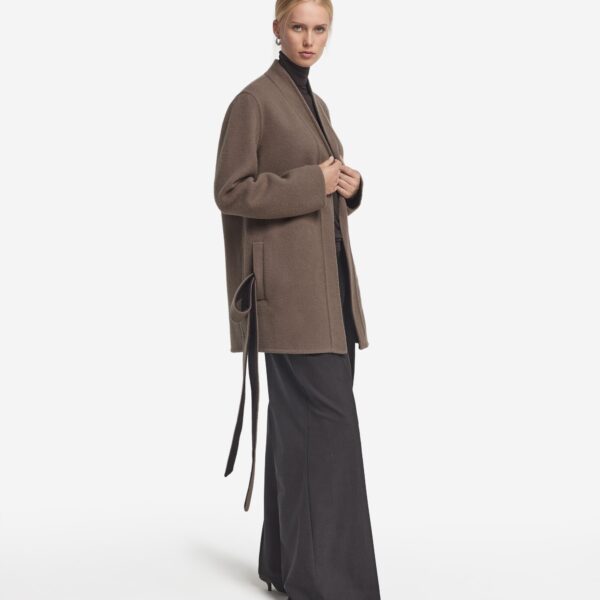 Reversible cashmere coat